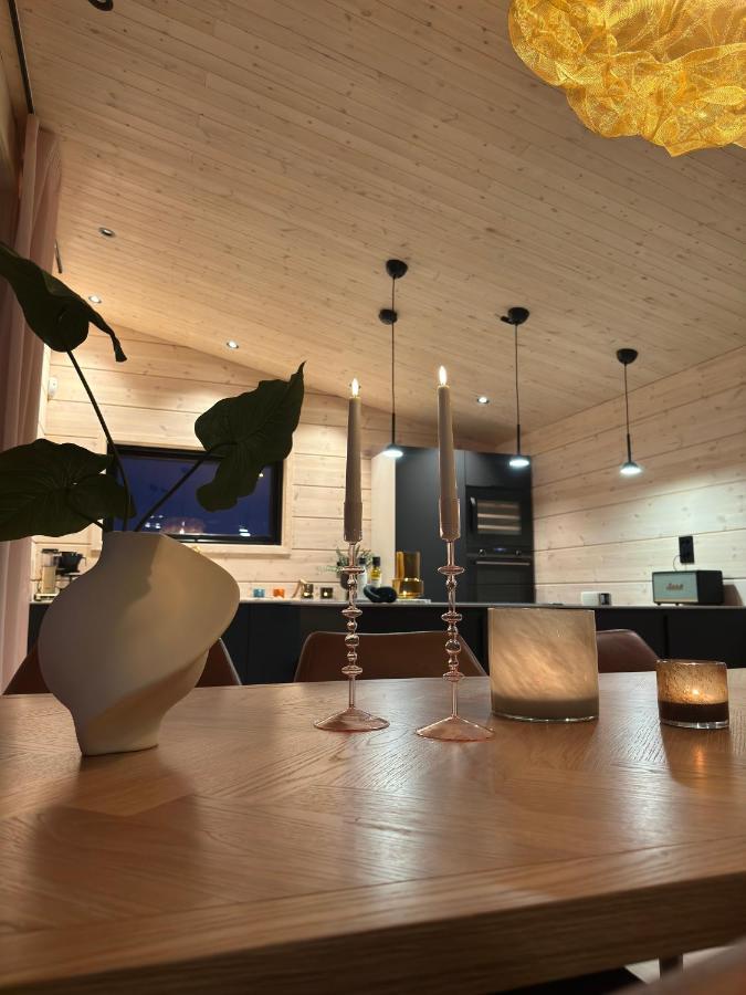 Ekkeroy Lodge - Arctic Living 벧소 외부 사진