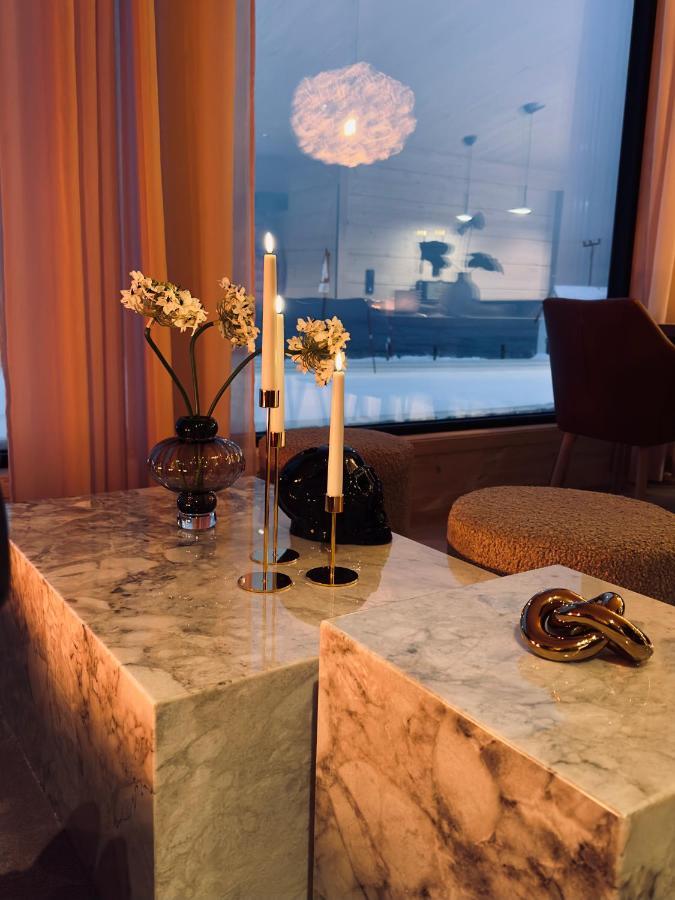 Ekkeroy Lodge - Arctic Living 벧소 외부 사진