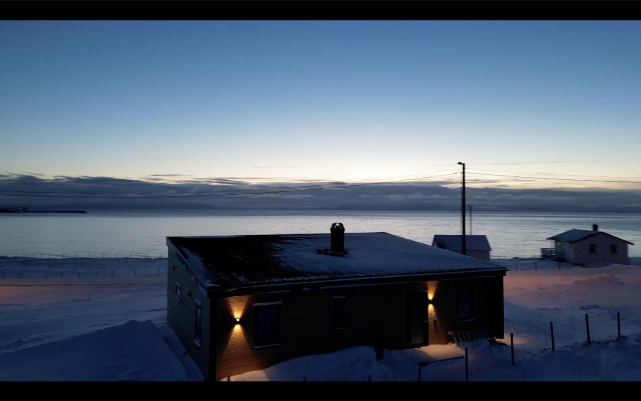 Ekkeroy Lodge - Arctic Living 벧소 외부 사진