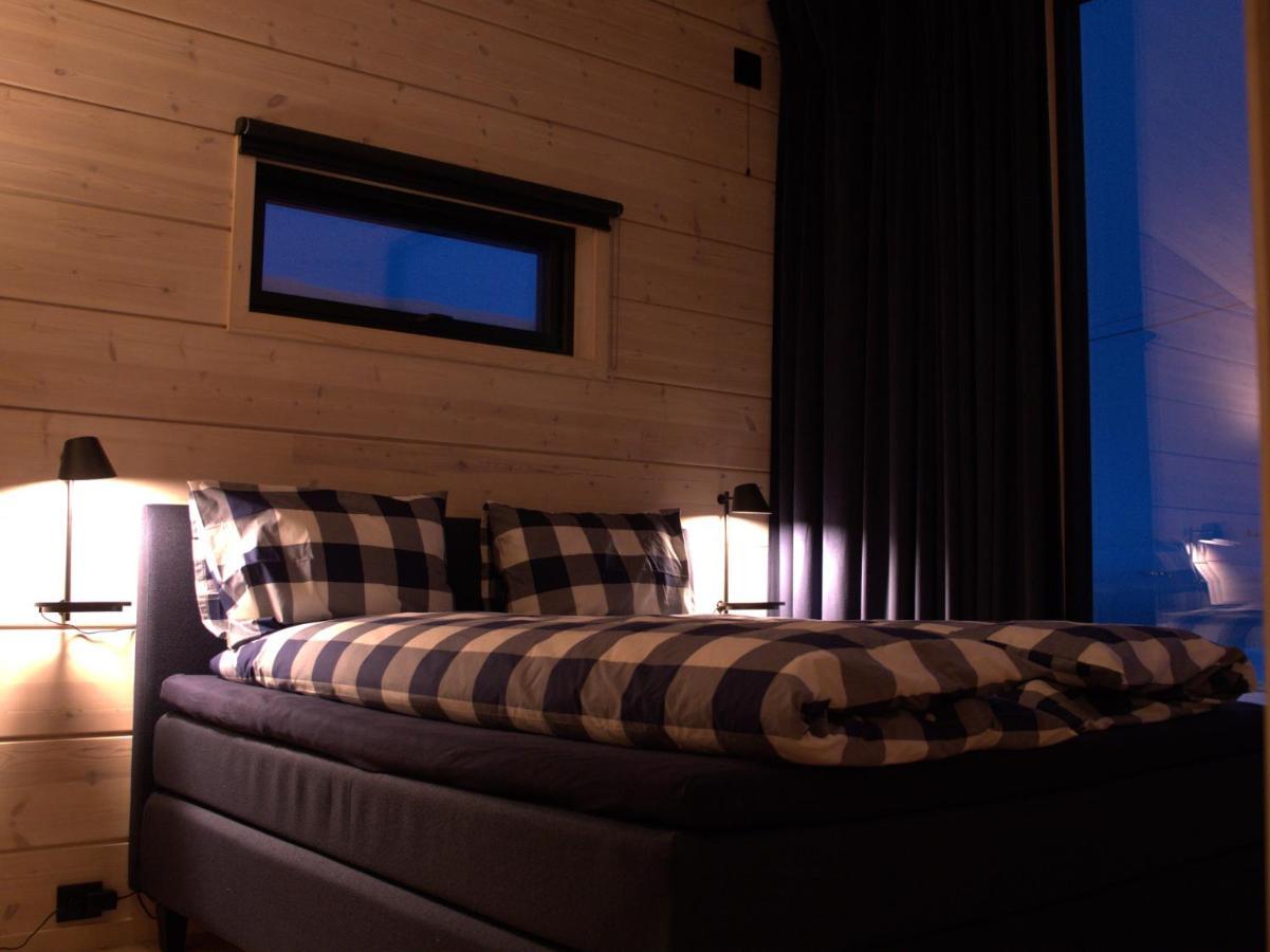 Ekkeroy Lodge - Arctic Living 벧소 외부 사진