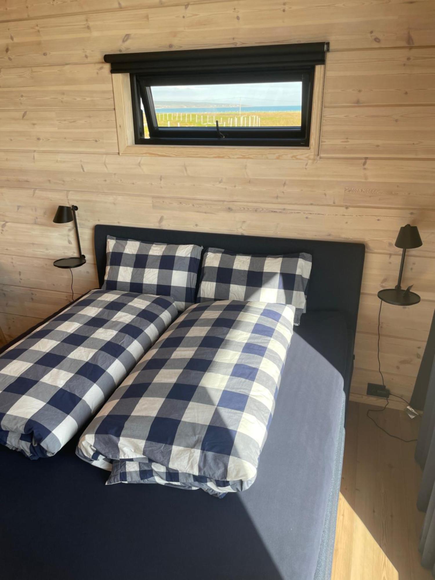 Ekkeroy Lodge - Arctic Living 벧소 외부 사진