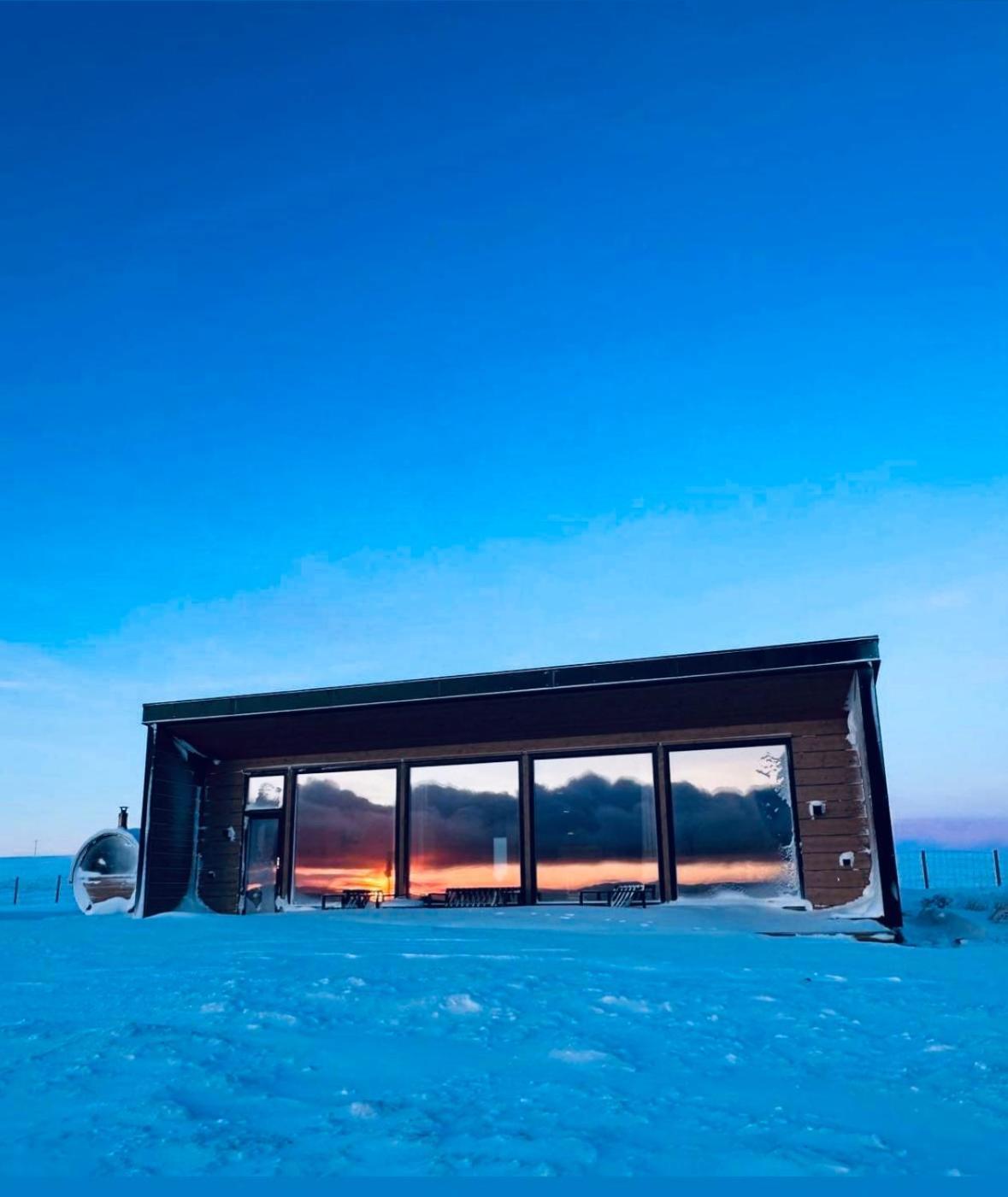 Ekkeroy Lodge - Arctic Living 벧소 외부 사진