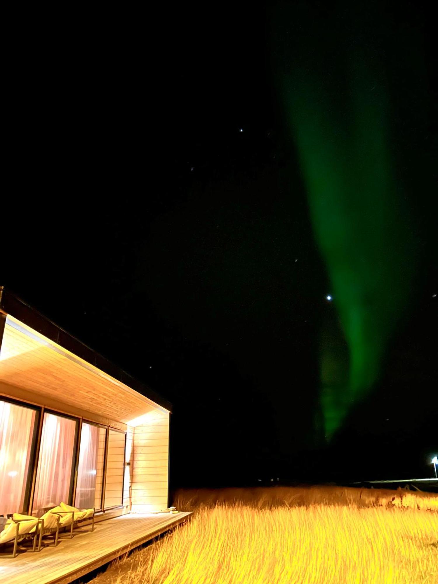 Ekkeroy Lodge - Arctic Living 벧소 외부 사진